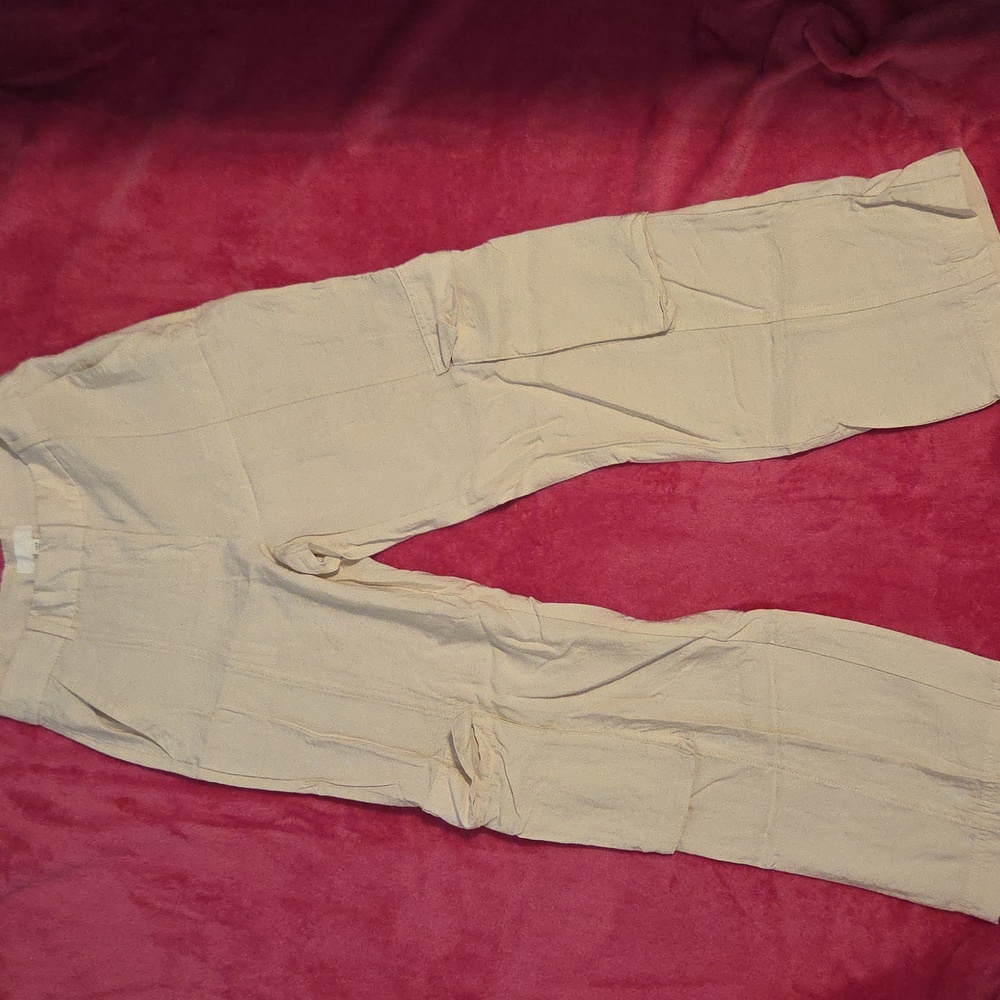 H&M | Cream Cargo Pants